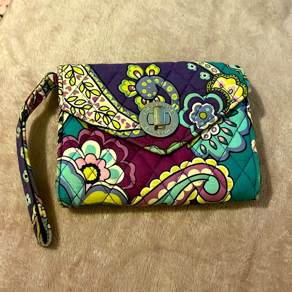 Vera Bradley wristlet purple pattern